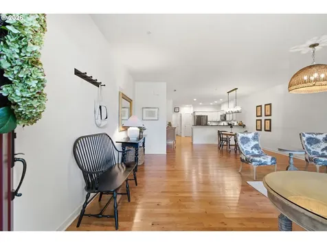 1406 SE Umatilla Street Portland OR 97202