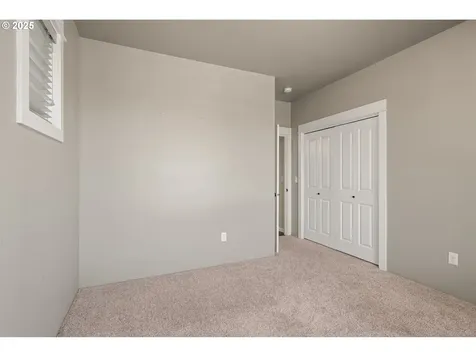 3828 Sherwood Park Drive Medford OR 97504