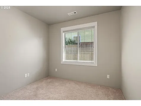 3828 Sherwood Park Drive Medford OR 97504