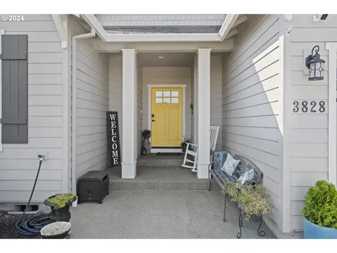 3828 Sherwood Park Drive Medford OR 97504