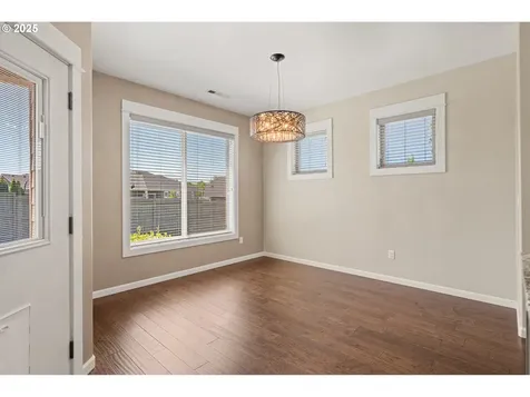 3828 Sherwood Park Drive Medford OR 97504