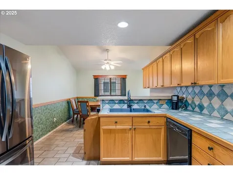 265 NW Angela Lane Hillsboro OR 97124