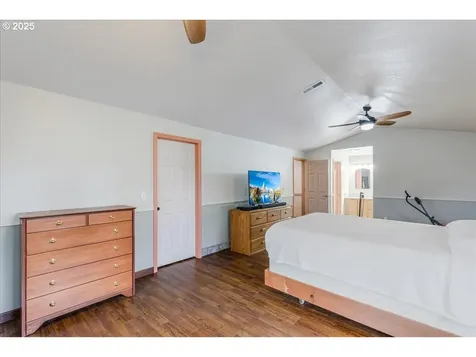 265 NW Angela Lane Hillsboro OR 97124