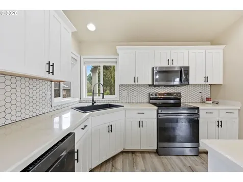 1411 SE 182nd Avenue Vancouver WA 98683