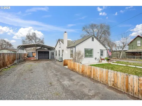 565 NE Court Street Prineville OR 97754
