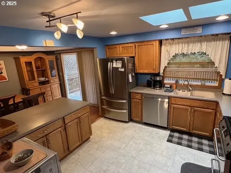 3710 NW 138th Street Vancouver WA 98685