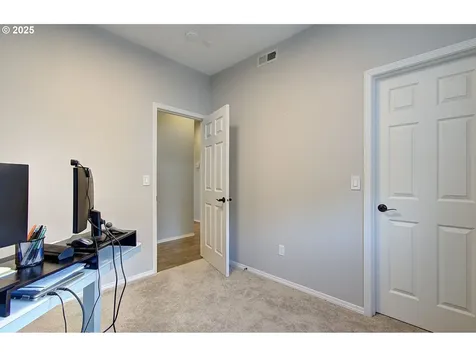 12303 NE 40th Circle Vancouver WA 98682