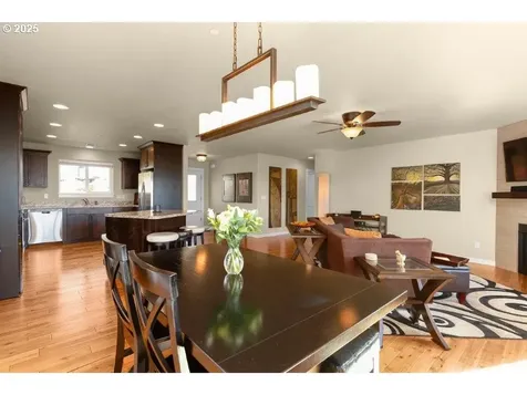 1916 NE Todd Street Roseburg OR 97470