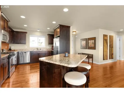1916 NE Todd Street Roseburg OR 97470