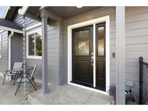 1916 NE Todd Street Roseburg OR 97470