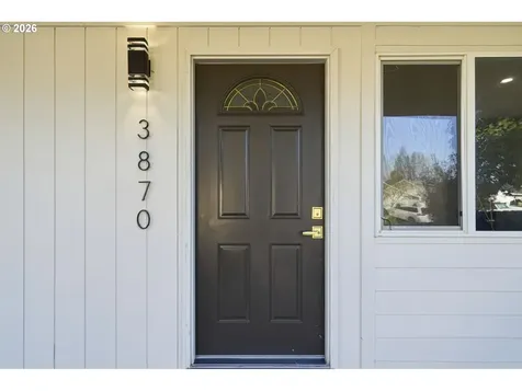 3870 SE Walnut Street Hillsboro OR 97123