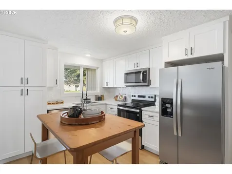 3870 SE Walnut Street Hillsboro OR 97123