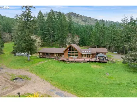 6700 Upper Olalla Road Winston OR 97496