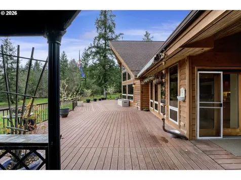 6700 Upper Olalla Road Winston OR 97496