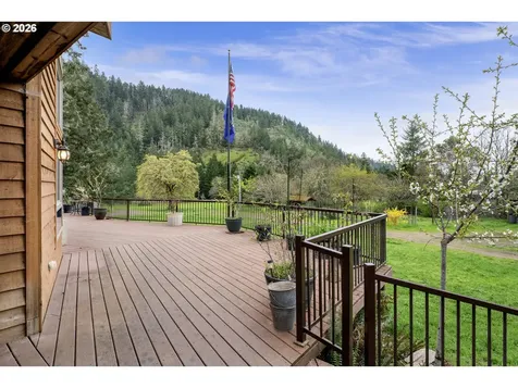 6700 Upper Olalla Road Winston OR 97496