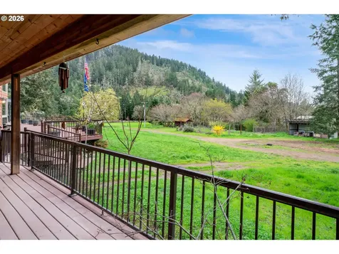 6700 Upper Olalla Road Winston OR 97496