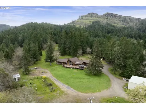 6700 Upper Olalla Road Winston OR 97496