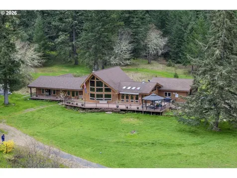 6700 Upper Olalla Road Winston OR 97496