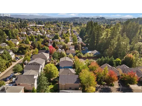 17595 SW Cobb Lane Beaverton OR 97007