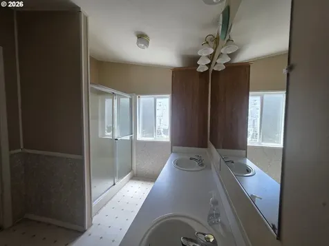 525 N 14th Avenue Cornelius OR 97113