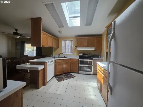 525 N 14th Avenue Cornelius OR 97113