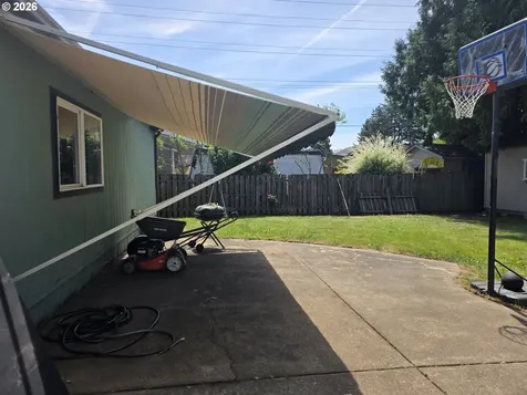 525 N 14th Avenue Cornelius OR 97113