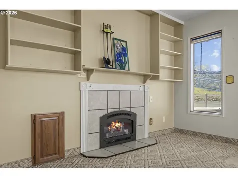 18989 NE Marine Drive Portland OR 97230