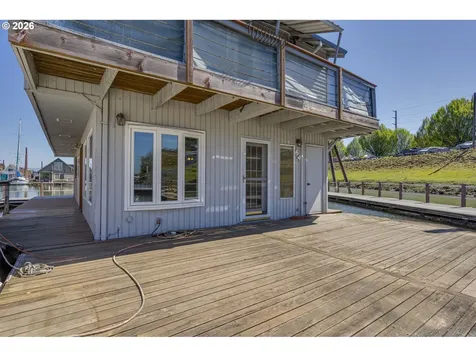 18989 NE Marine Drive Portland OR 97230