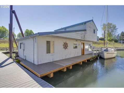 18989 NE Marine Drive Portland OR 97230