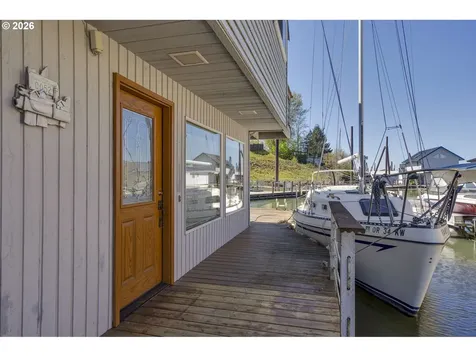 18989 NE Marine Drive Portland OR 97230