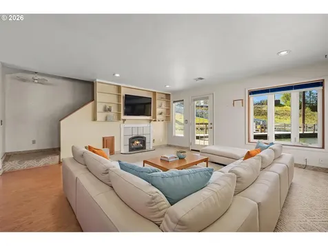 18989 NE Marine Drive Portland OR 97230