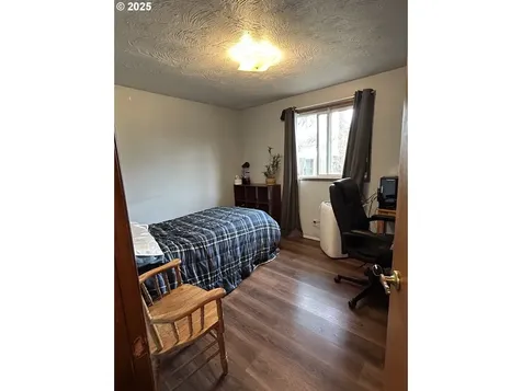 1205 Mill Street Springfield OR 97477