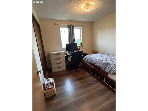 1205 Mill Street Springfield OR 97477