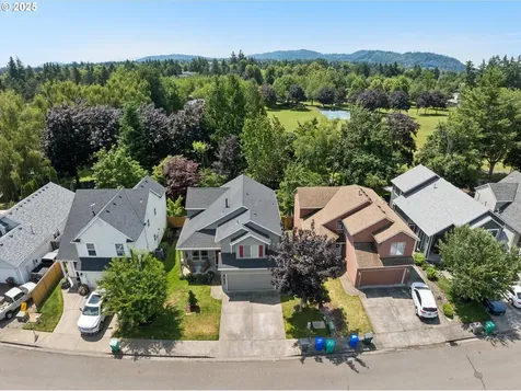 1686 NE 27th Terrace Gresham OR 97030