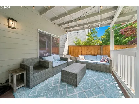 1686 NE 27th Terrace Gresham OR 97030
