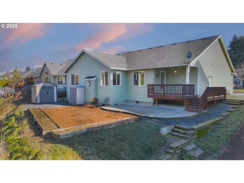3649 10th Street Hubbard OR 97032