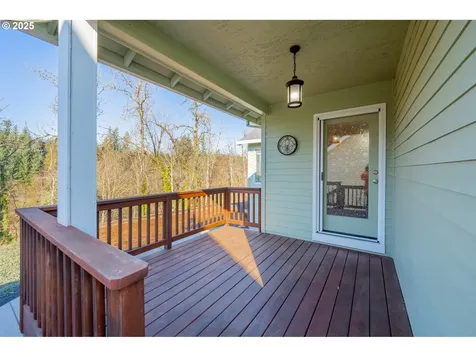 3649 10th Street Hubbard OR 97032