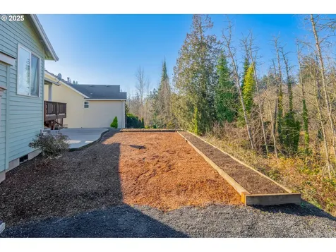 3649 10th Street Hubbard OR 97032