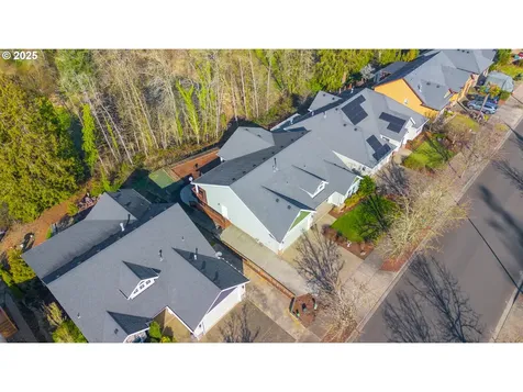 3649 10th Street Hubbard OR 97032