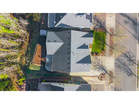3649 10th Street Hubbard OR 97032