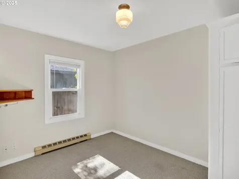 6226 SE 71st Avenue Portland OR 97206