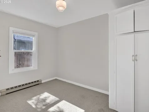 6226 SE 71st Avenue Portland OR 97206