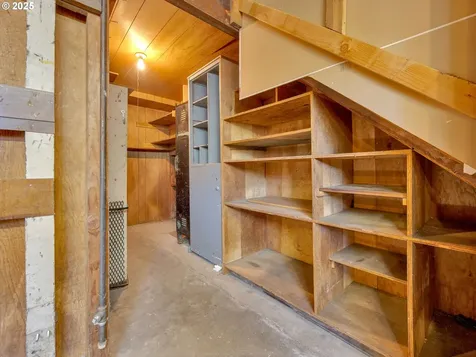 6226 SE 71st Avenue Portland OR 97206
