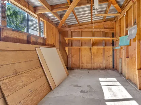 6226 SE 71st Avenue Portland OR 97206