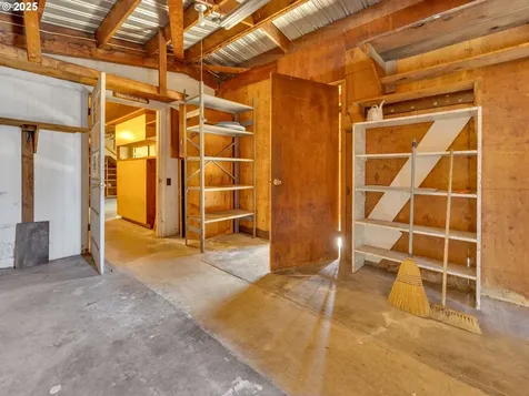 6226 SE 71st Avenue Portland OR 97206