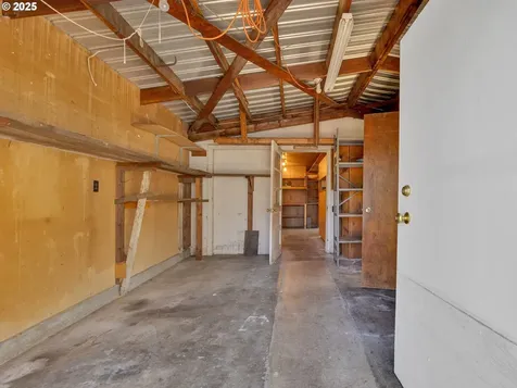 6226 SE 71st Avenue Portland OR 97206