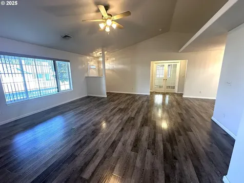 364 NW Teal Street Winston OR 97496