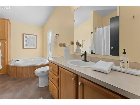 51374 SE Hoodview Drive Scappoose OR 97056