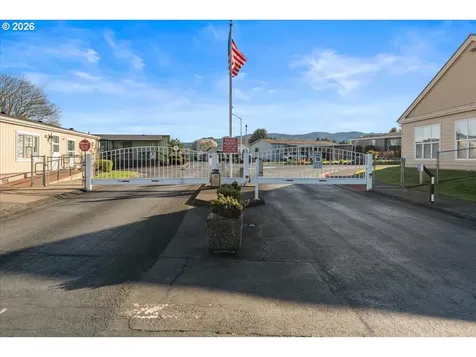 51374 SE Hoodview Drive Scappoose OR 97056