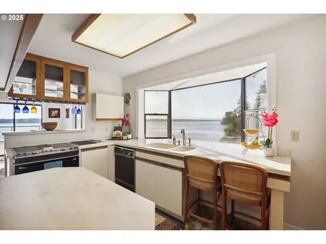 17403 SW 88th Street Longbranch WA 98351